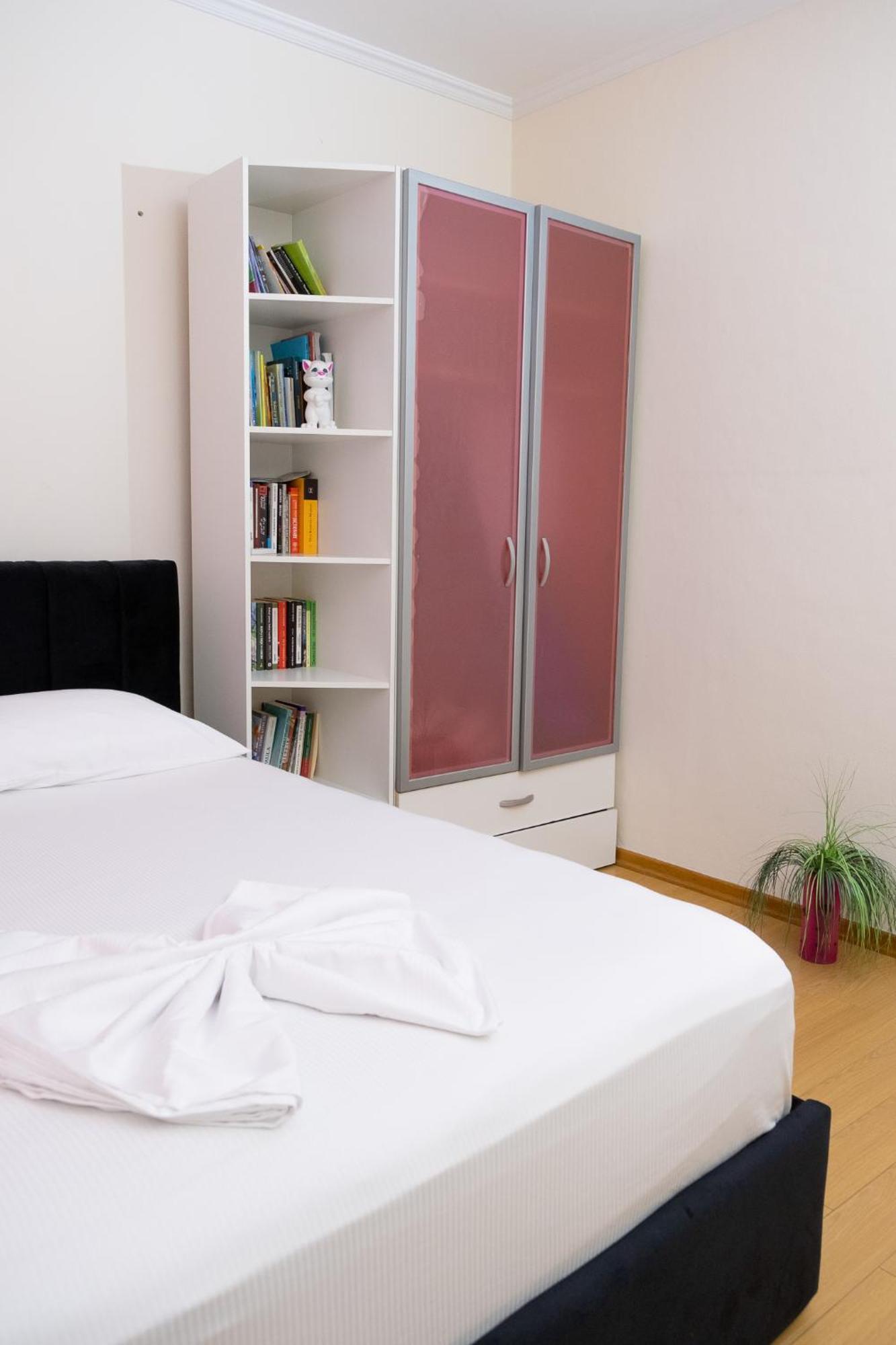 Albjona Guesthouse Tiranë Luaran gambar